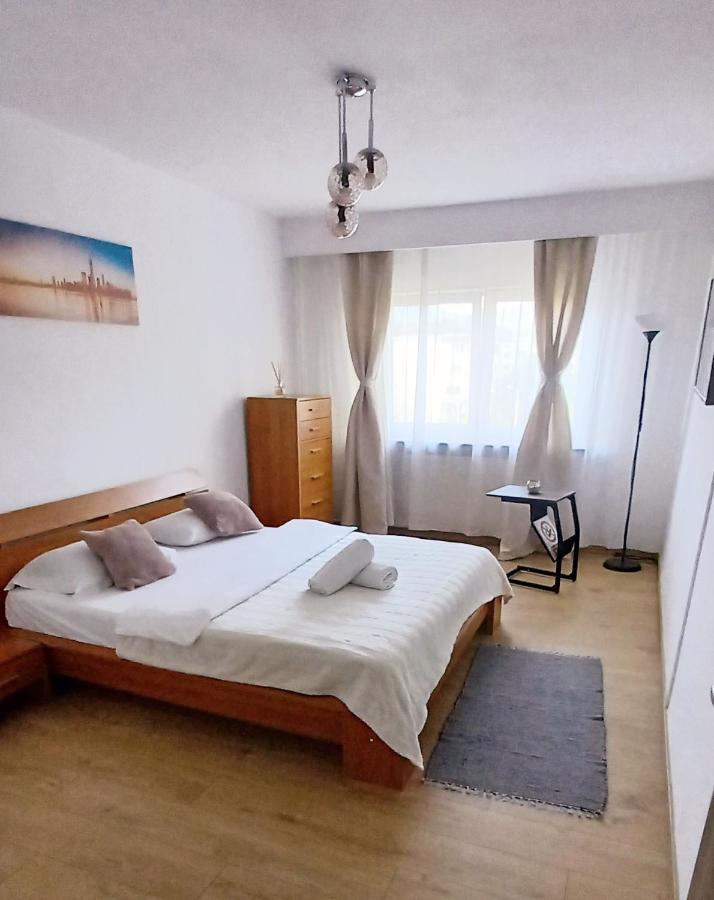 33 Coquette Apartment Baia Mare Dış mekan fotoğraf