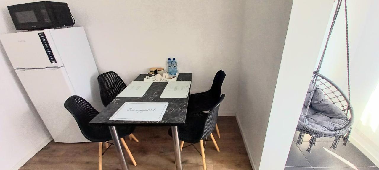 33 Coquette Apartment Baia Mare Dış mekan fotoğraf